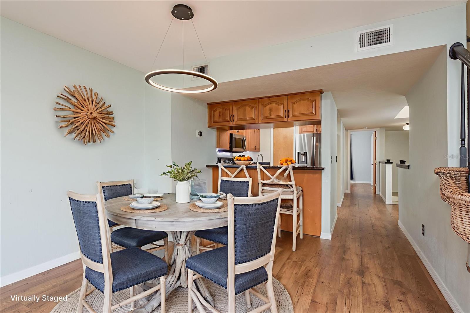 Image 15 of 53 For 9660 Tara Cay Court 38