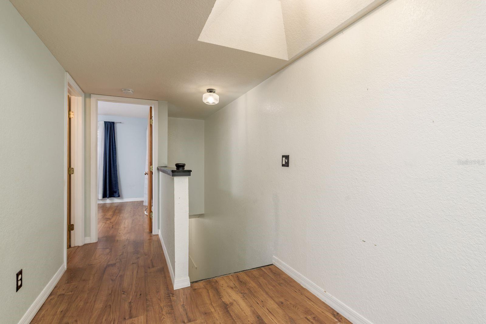 Image 26 of 53 For 9660 Tara Cay Court 38