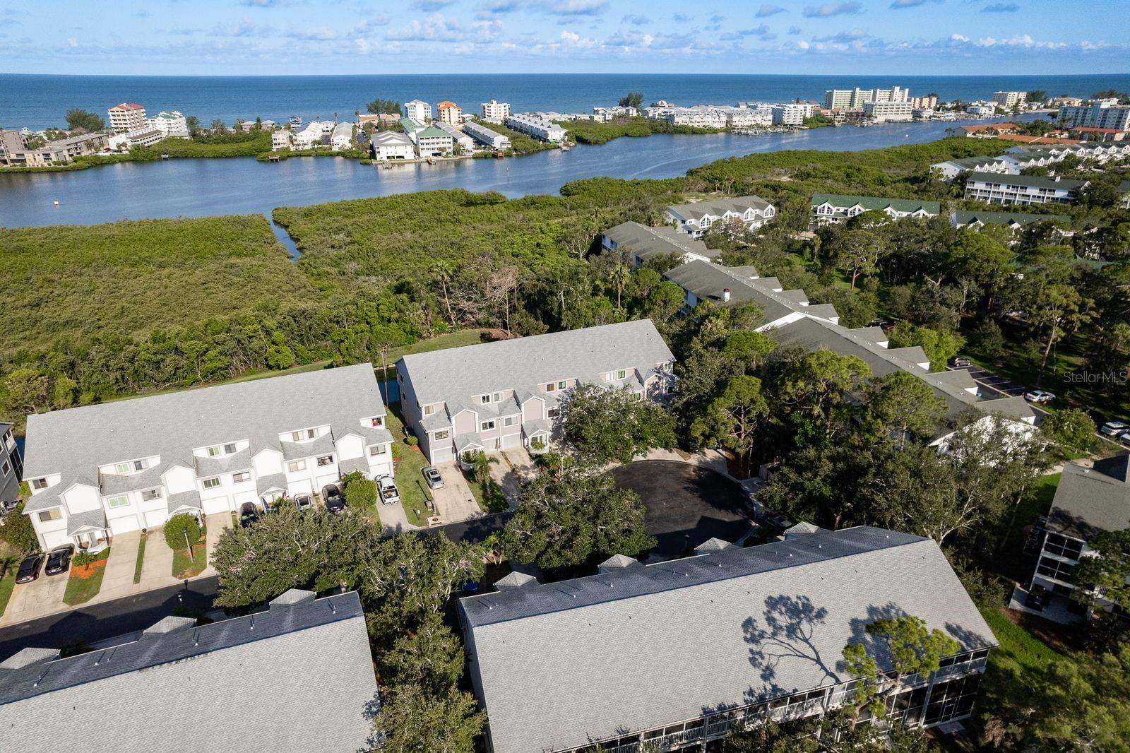 Image 3 of 53 For 9660 Tara Cay Court 38