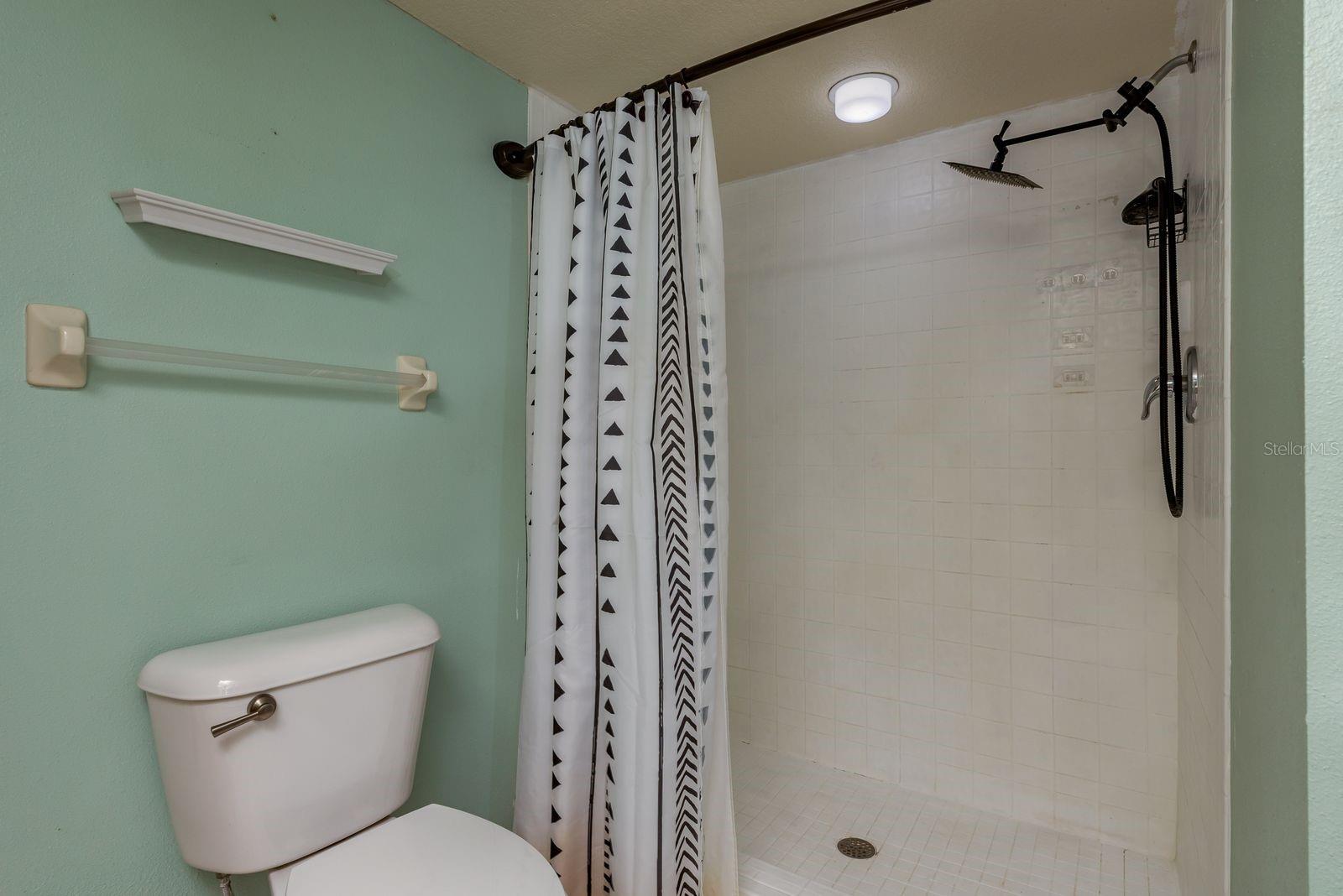 Image 33 of 53 For 9660 Tara Cay Court 38