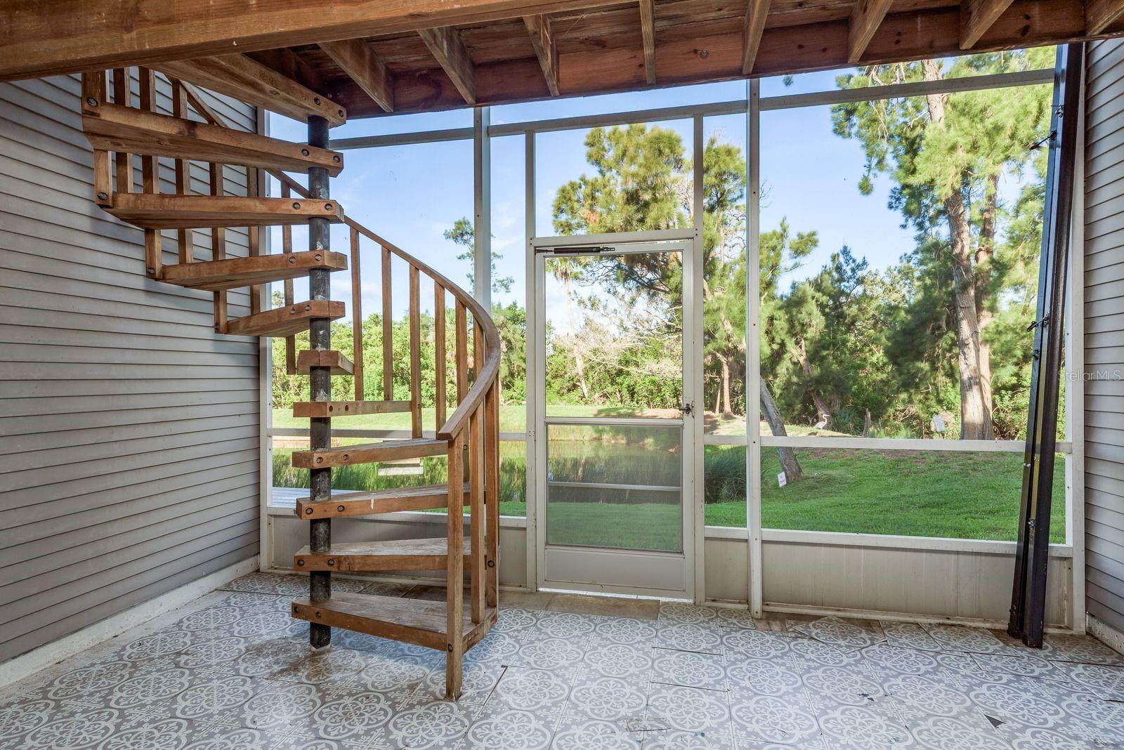 Image 9 of 53 For 9660 Tara Cay Court 38
