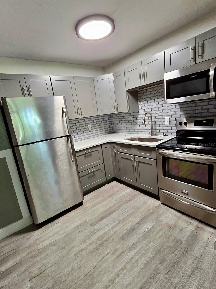 Image 2 of 18 For 2500 Harn Boulevard C5