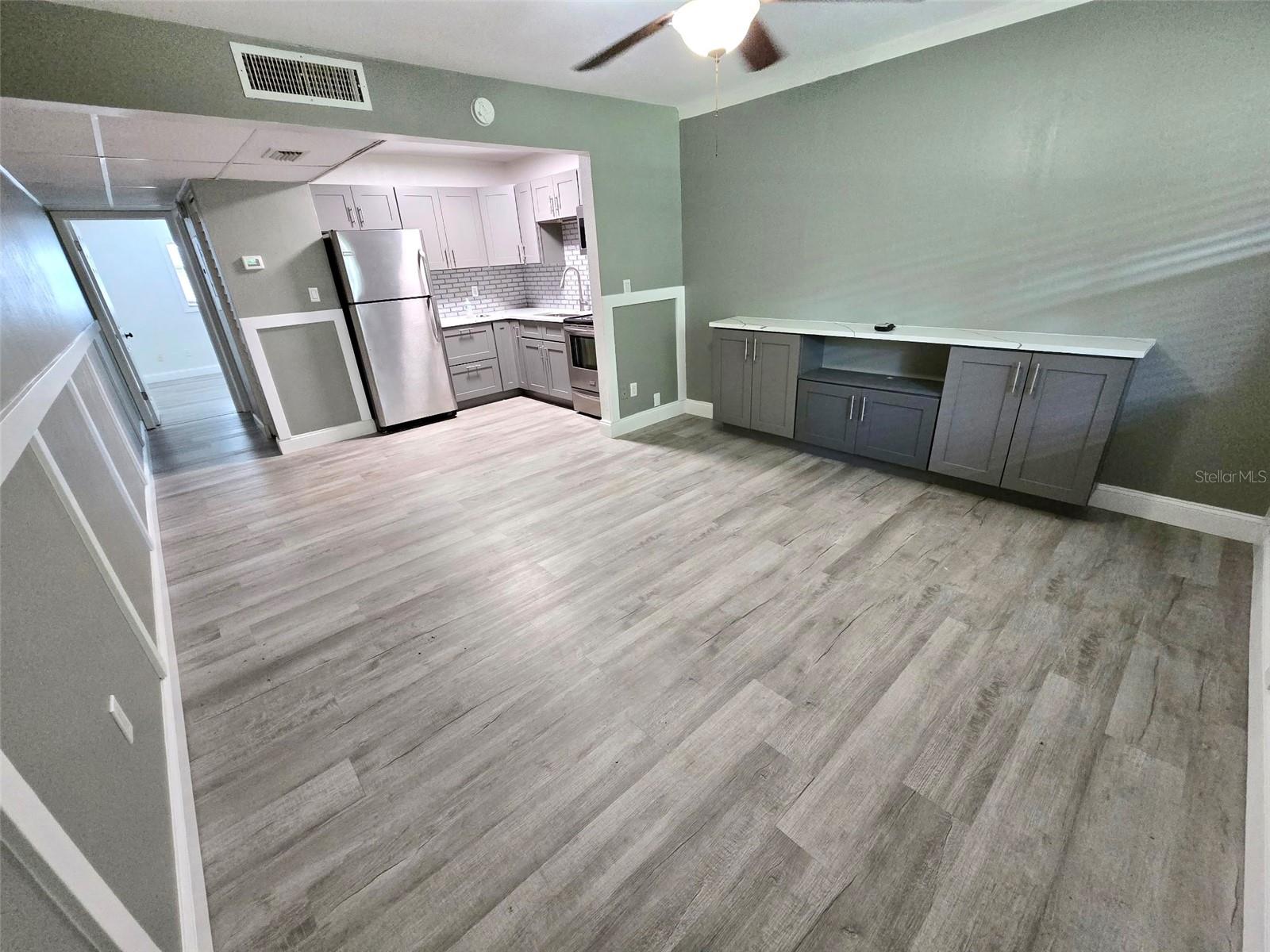 Image 3 of 18 For 2500 Harn Boulevard C5