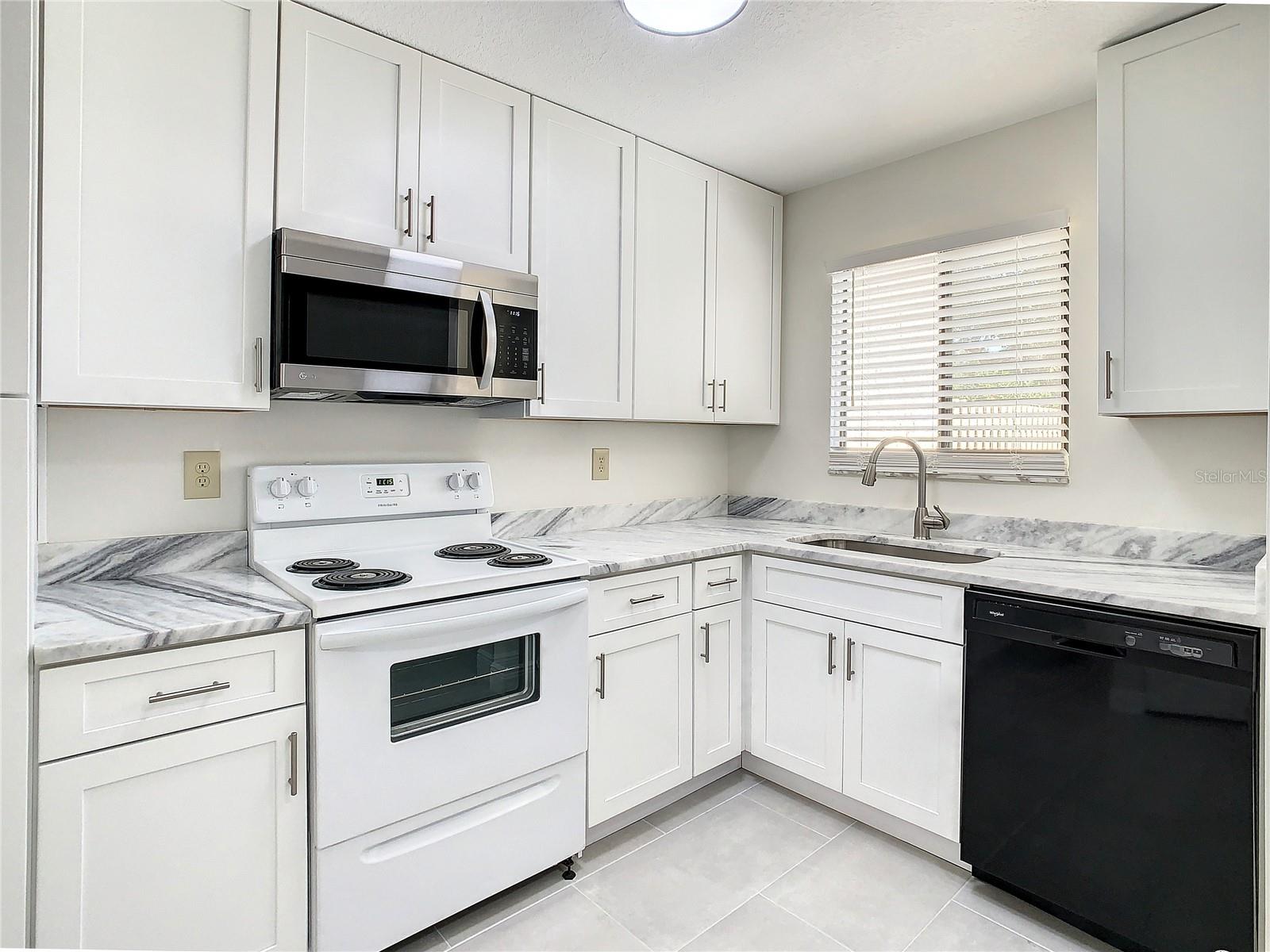 Image 10 of 36 For 9027 Pebble Creek Drive