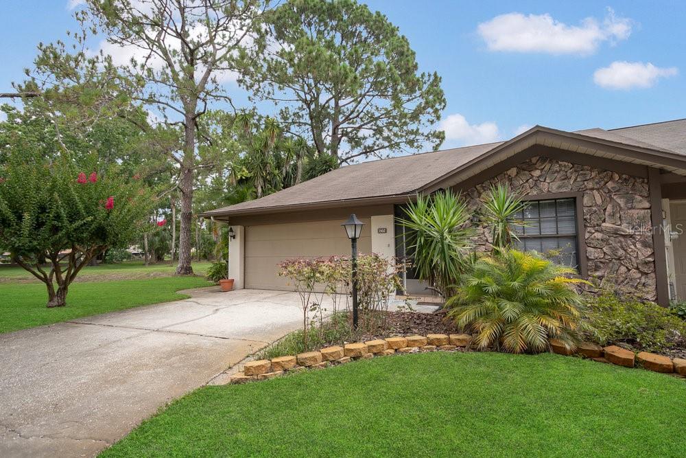 Image 2 of 36 For 3902 Shoreside Circle
