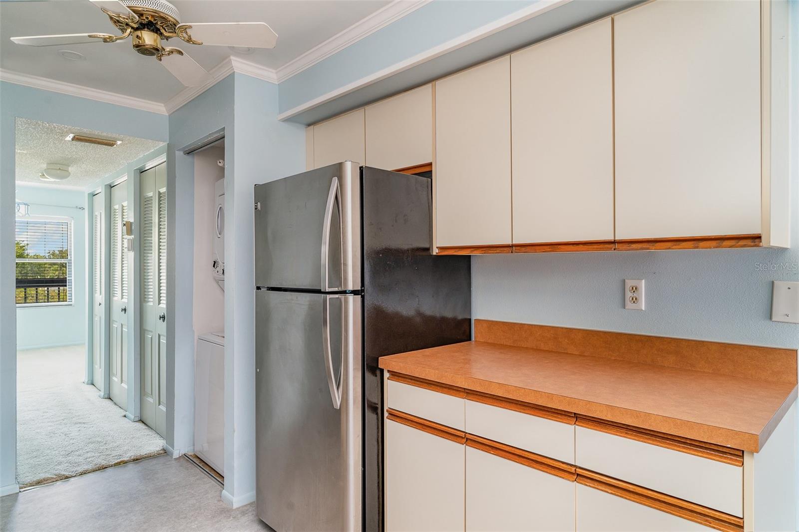 Image 12 of 23 For 635 30th Avenue W F309