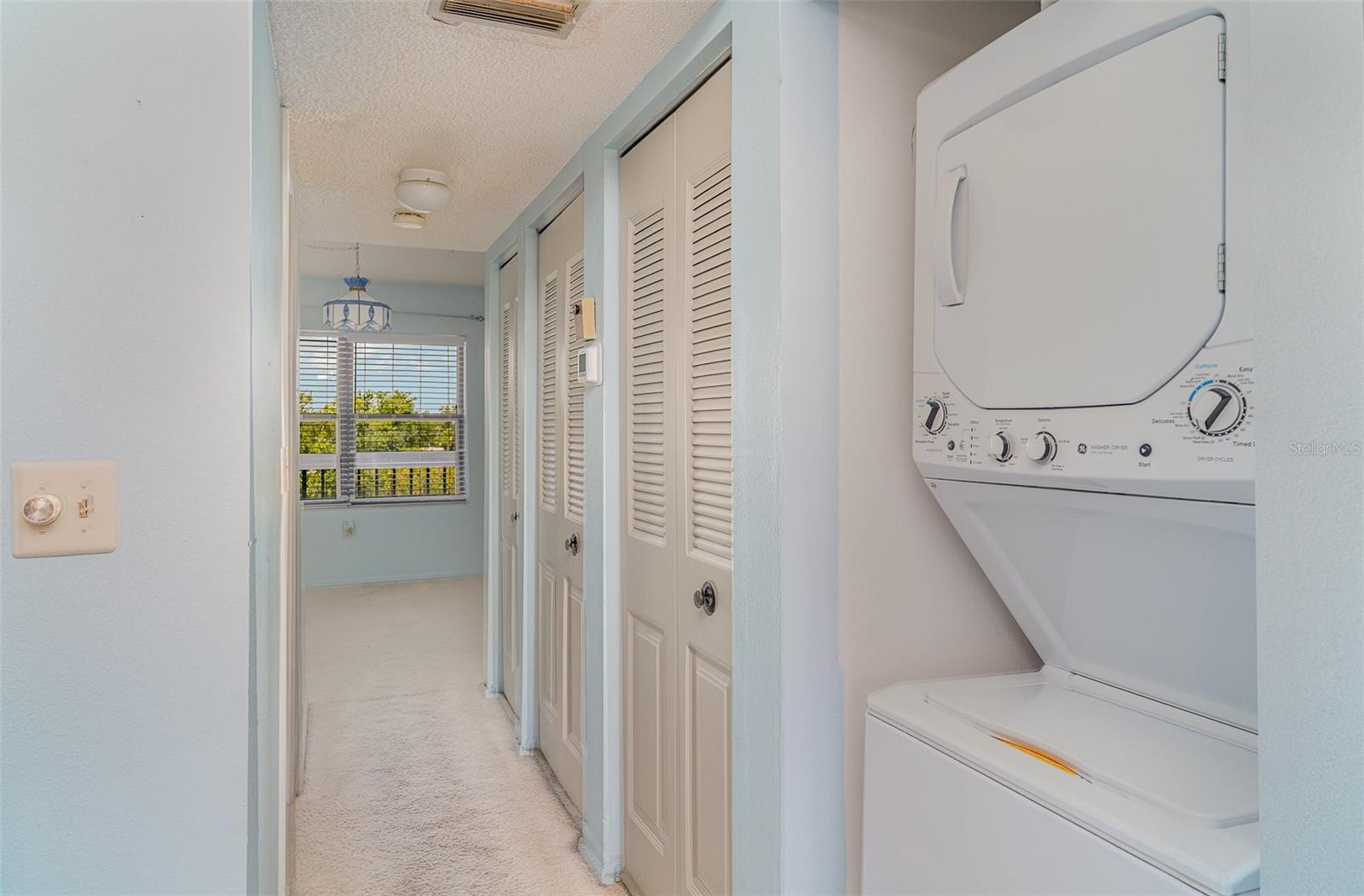 Image 13 of 23 For 635 30th Avenue W F309