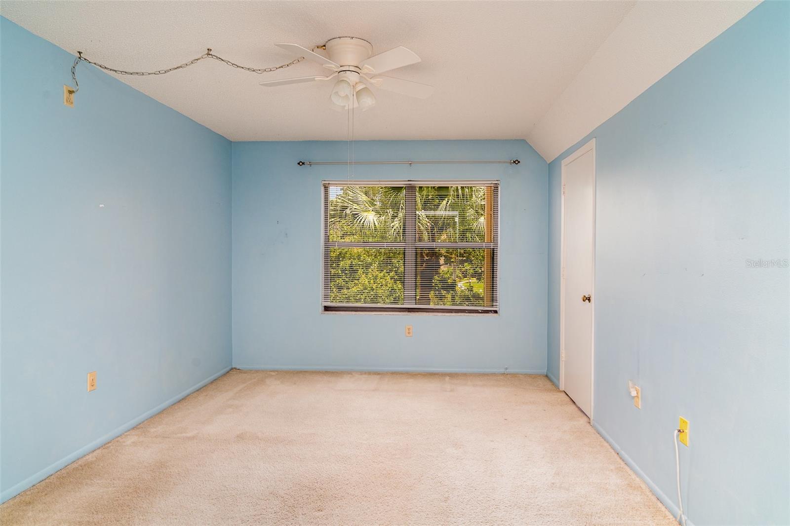 Image 20 of 23 For 635 30th Avenue W F309