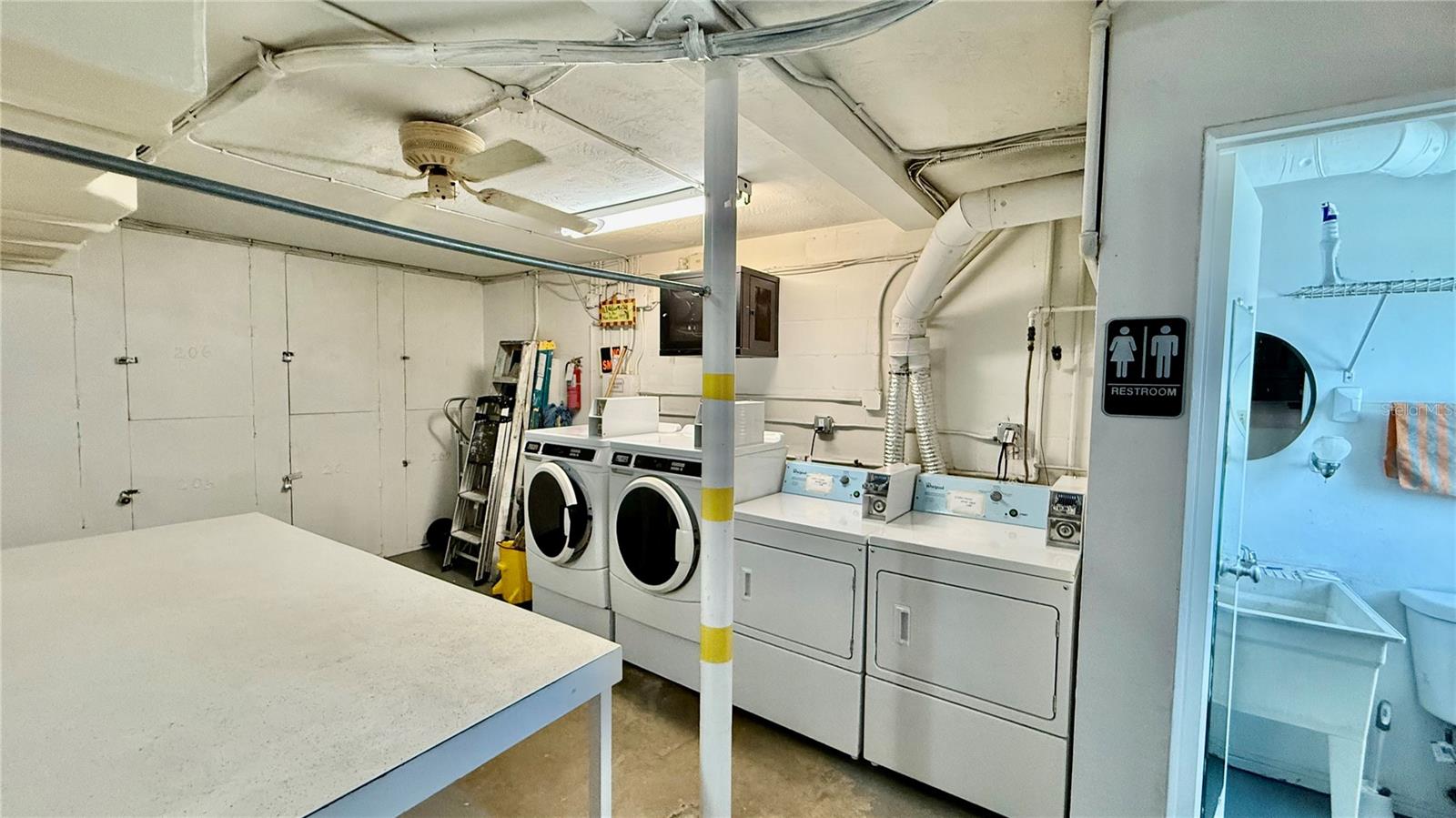 Image 18 of 20 For 416 73rd Avenue N 206