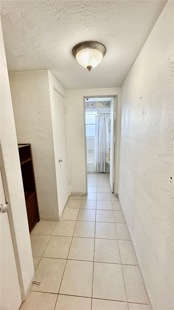 Image 8 of 20 For 416 73rd Avenue N 206