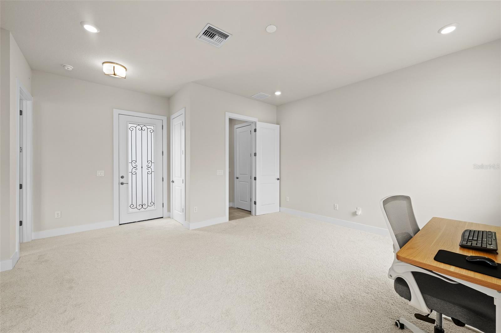 Image 17 of 40 For 8612 Ivy Stark Boulevard