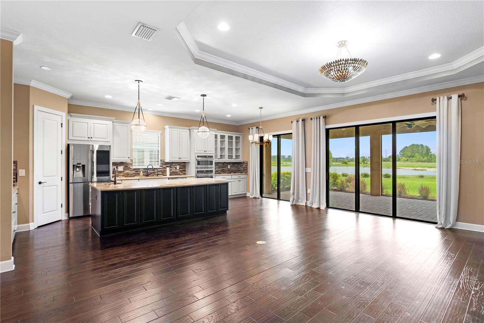 Image 5 of 43 For 3214 Forsythia Drive