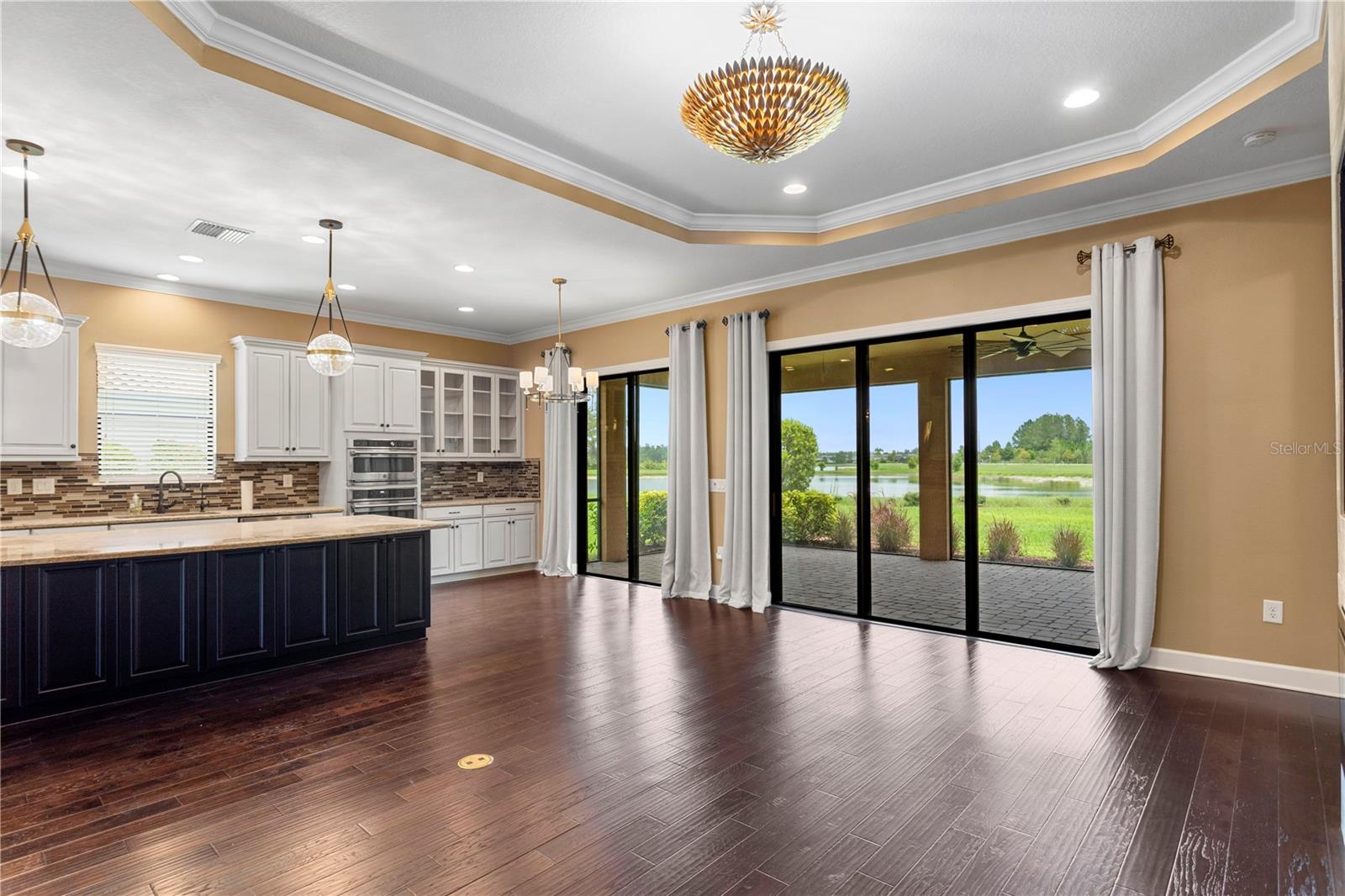 Image 6 of 43 For 3214 Forsythia Drive