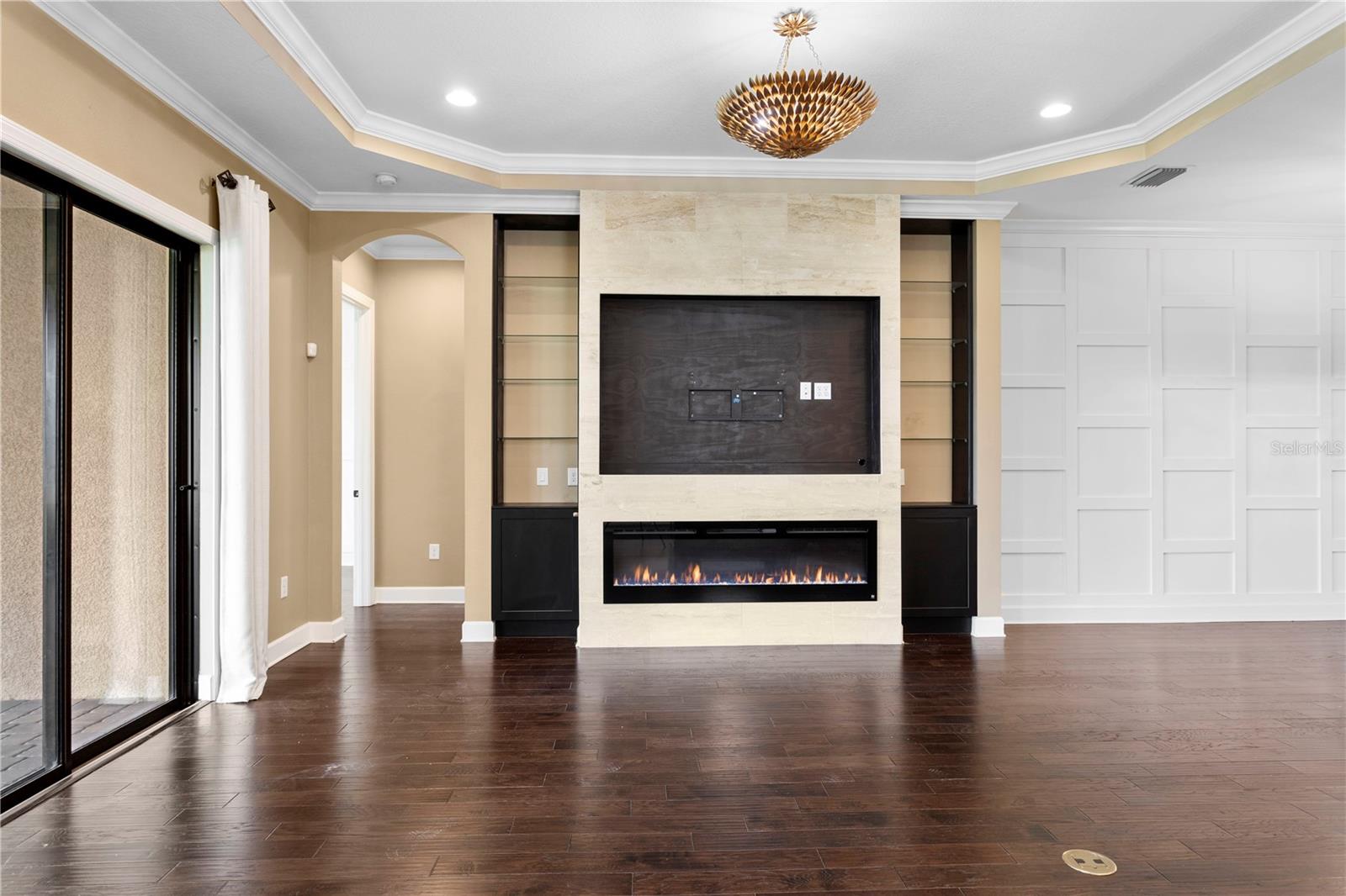 Image 8 of 43 For 3214 Forsythia Drive
