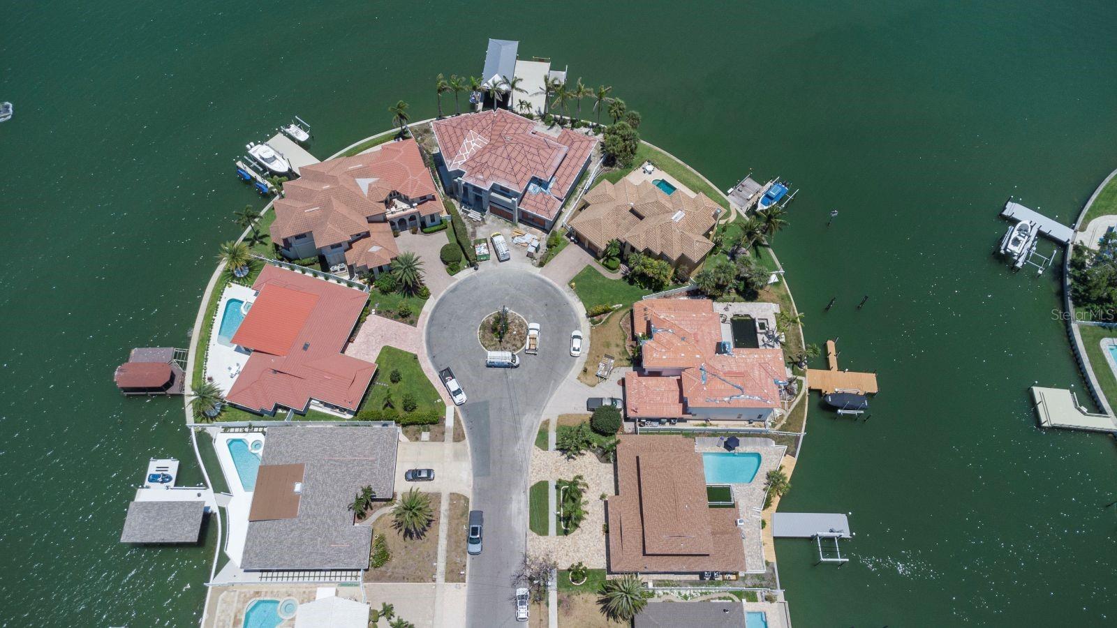 Image 35 of 39 For 451 Palm Island Ne