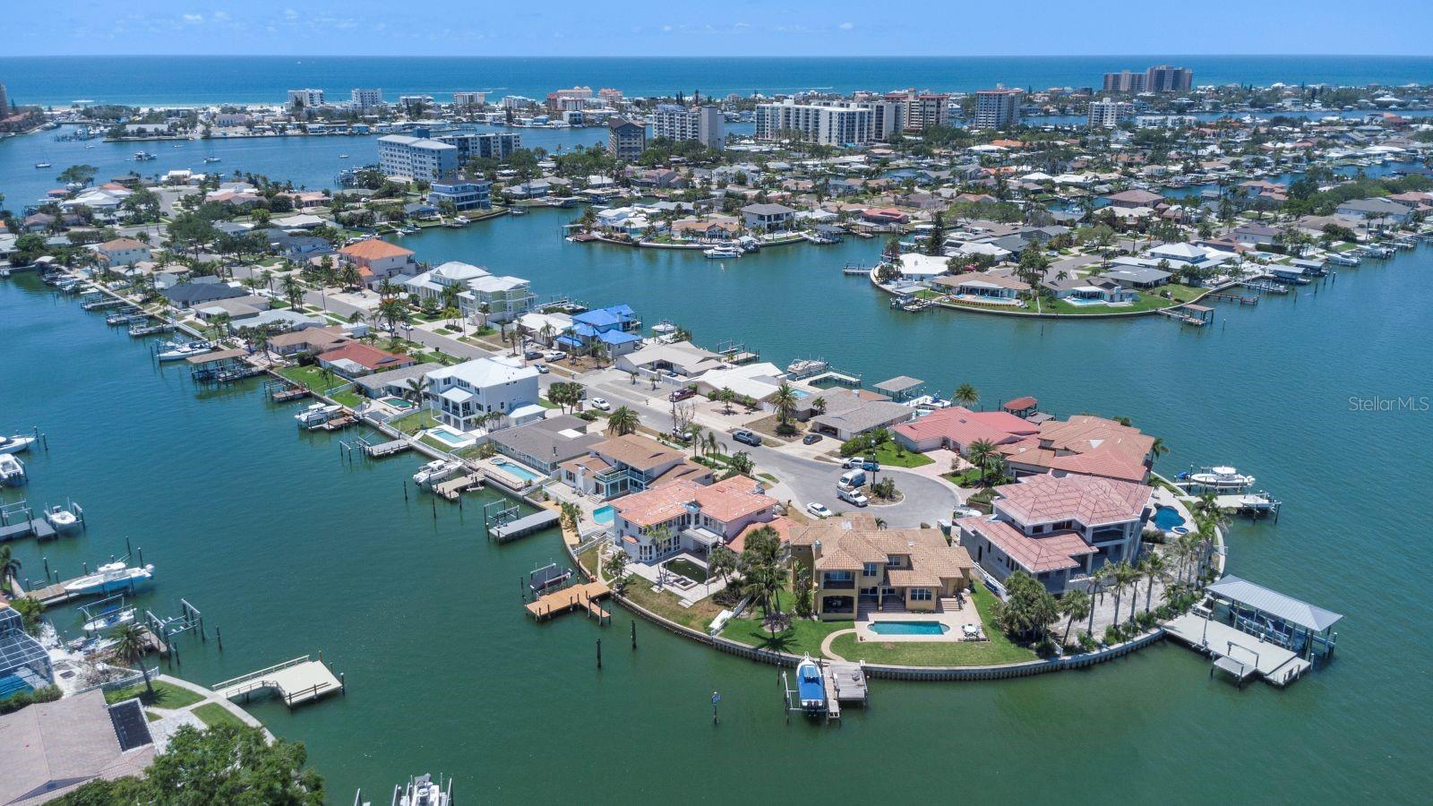 Image 38 of 39 For 451 Palm Island Ne