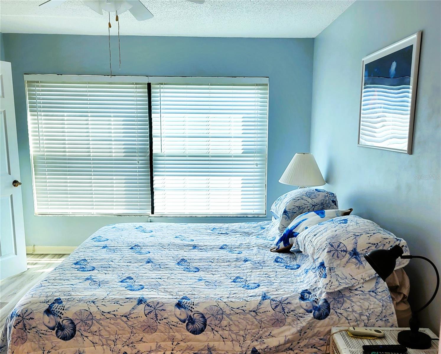 Image 10 of 20 For 6211 Sun Boulevard 210