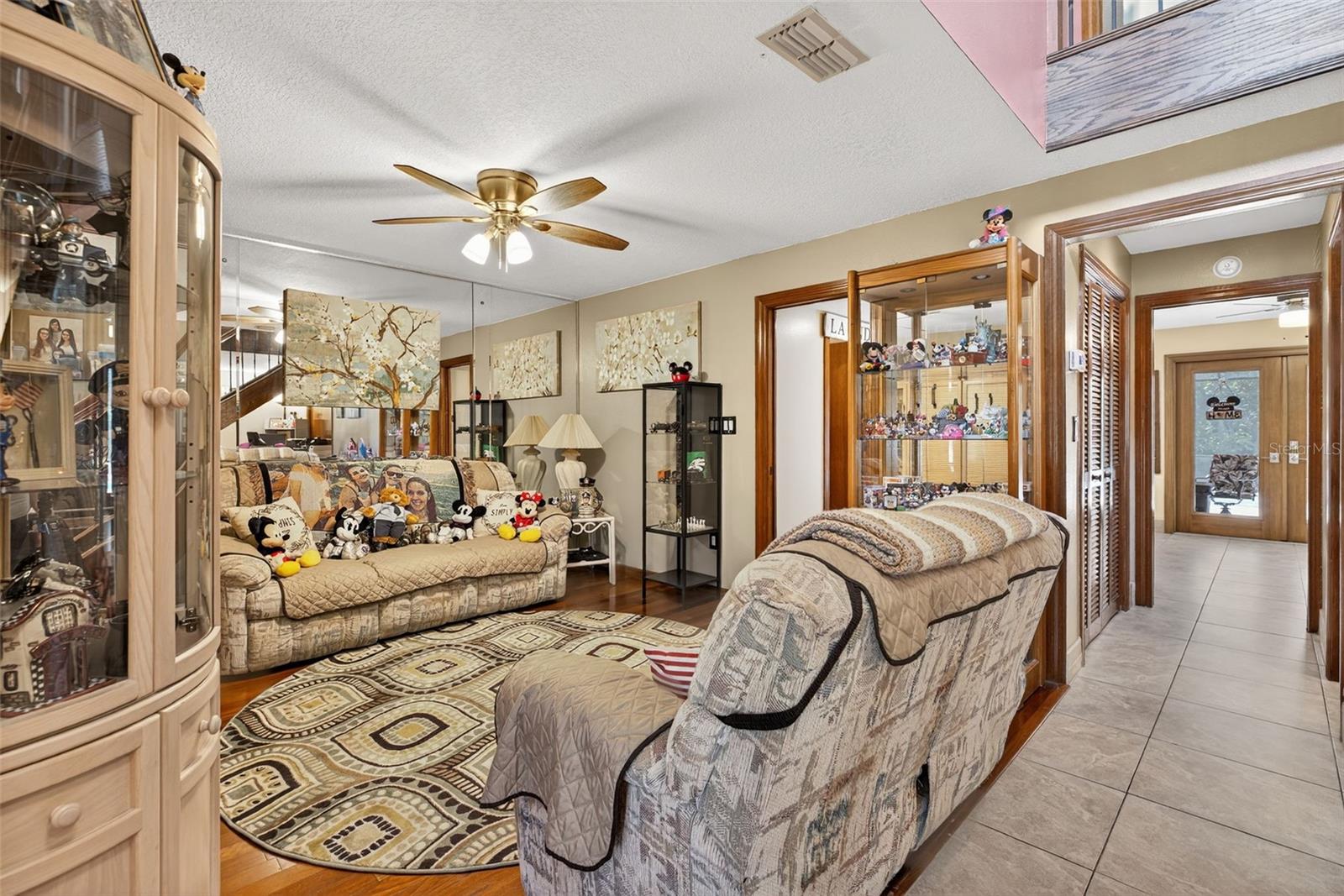 Image 13 of 68 For 1357 Dinsmore Court