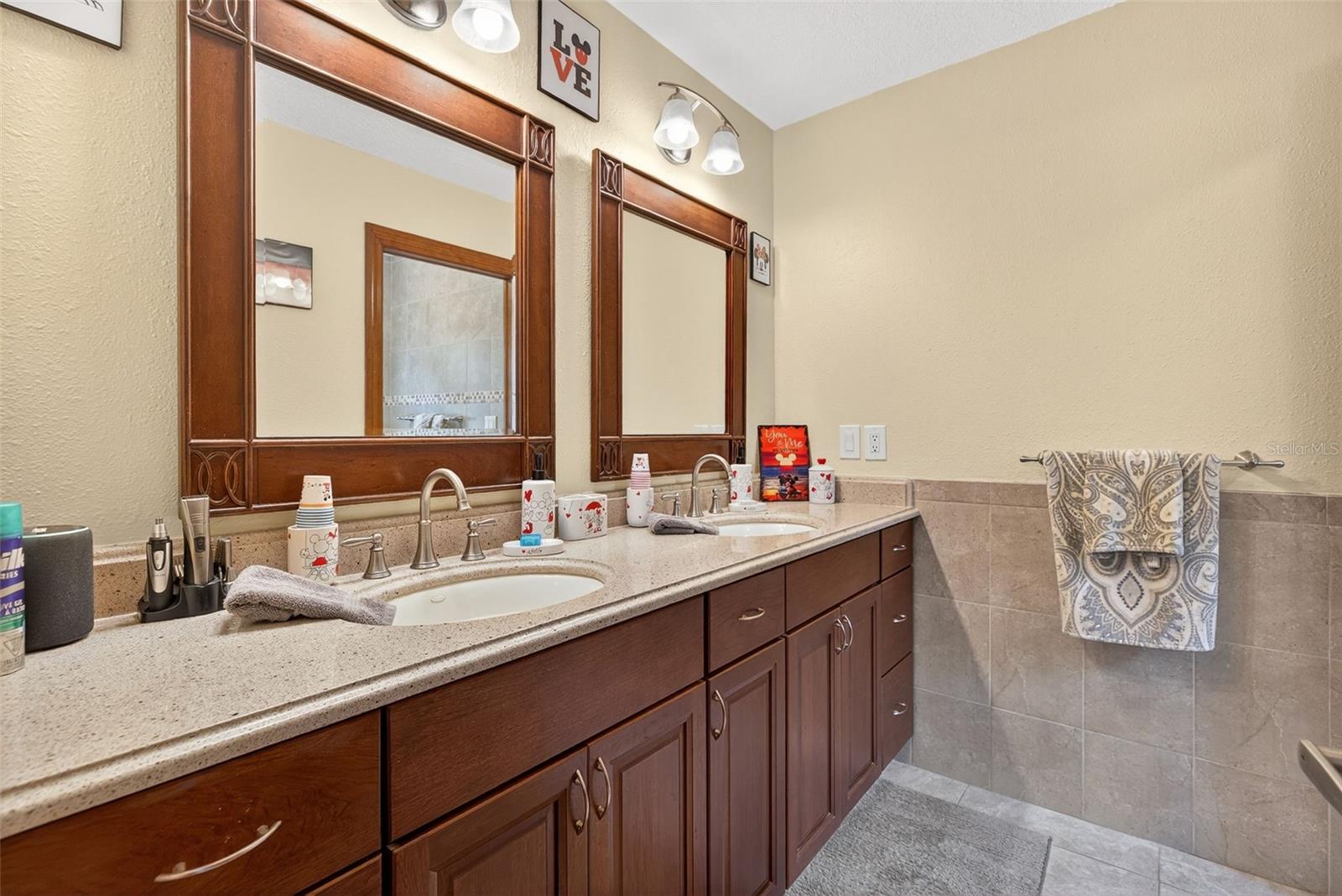 Image 21 of 68 For 1357 Dinsmore Court