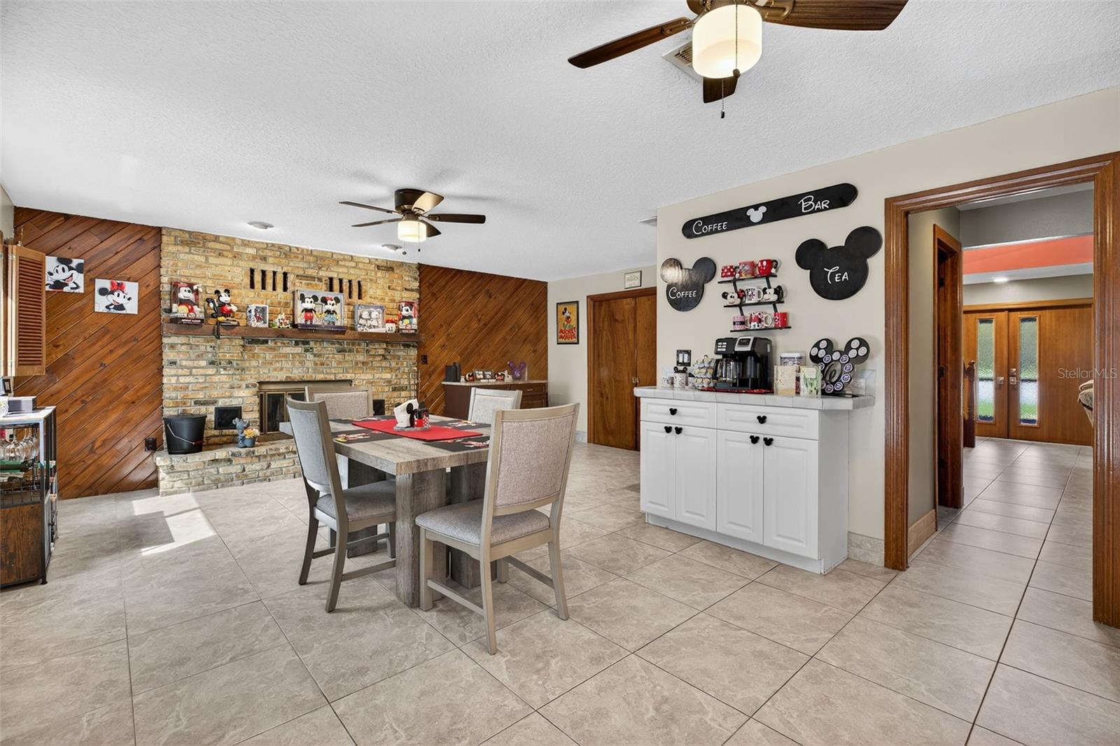 Image 31 of 68 For 1357 Dinsmore Court