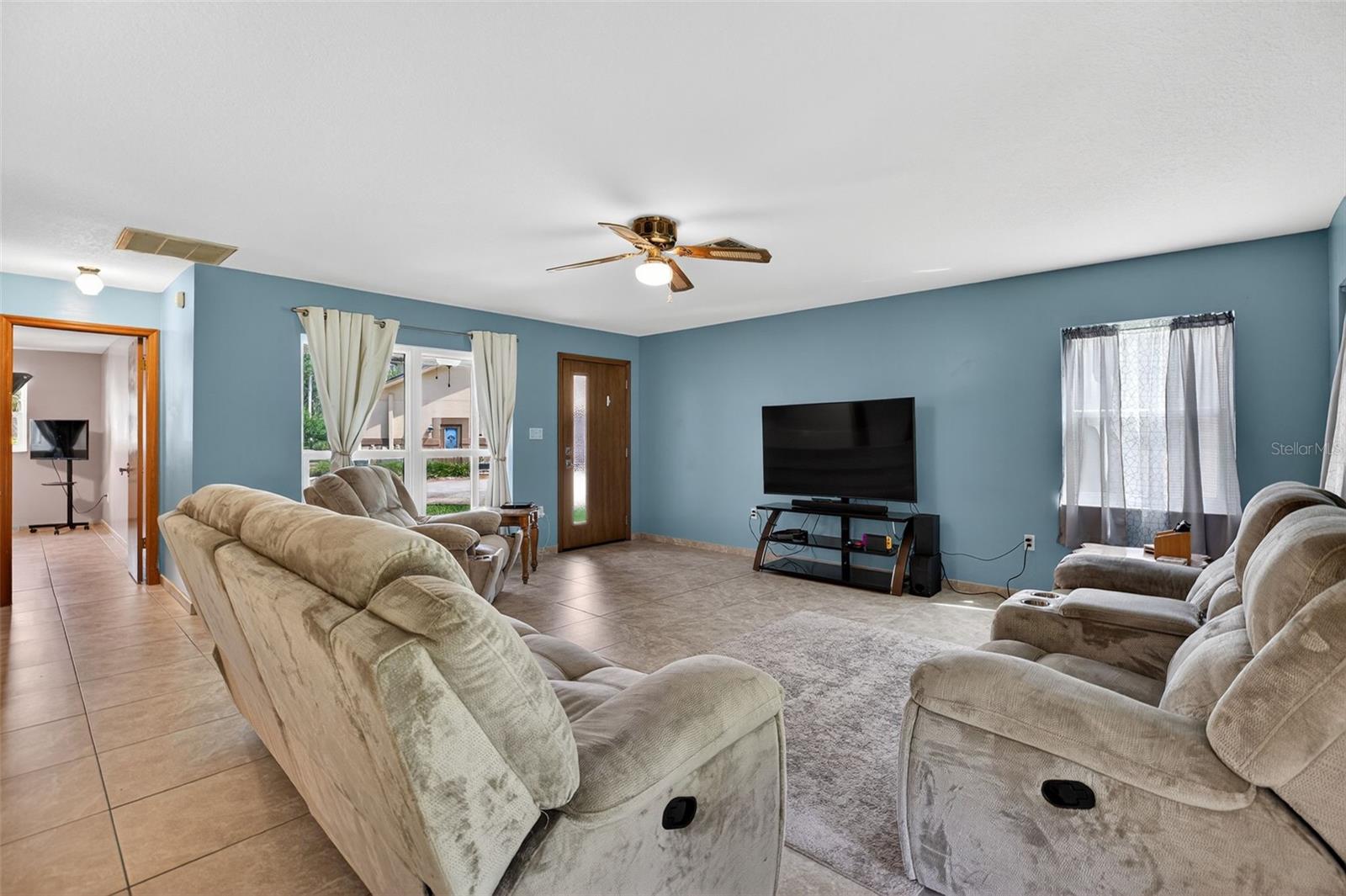 Image 43 of 68 For 1357 Dinsmore Court