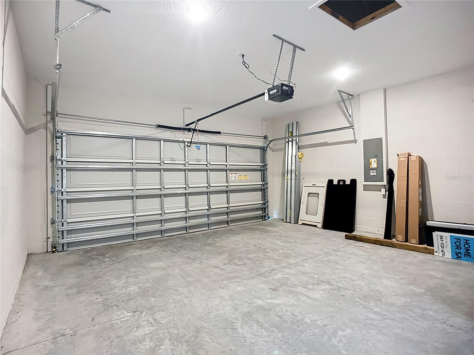 Image 52 of 63 For 2560 Biscayne Drive