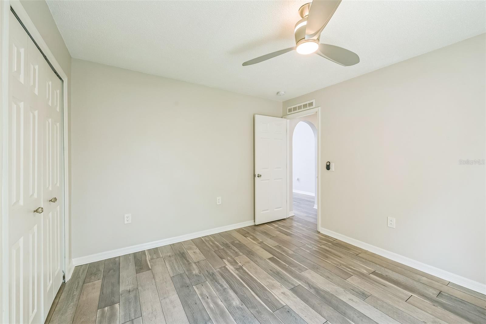 Image 10 of 31 For 11130 Summer Star Drive
