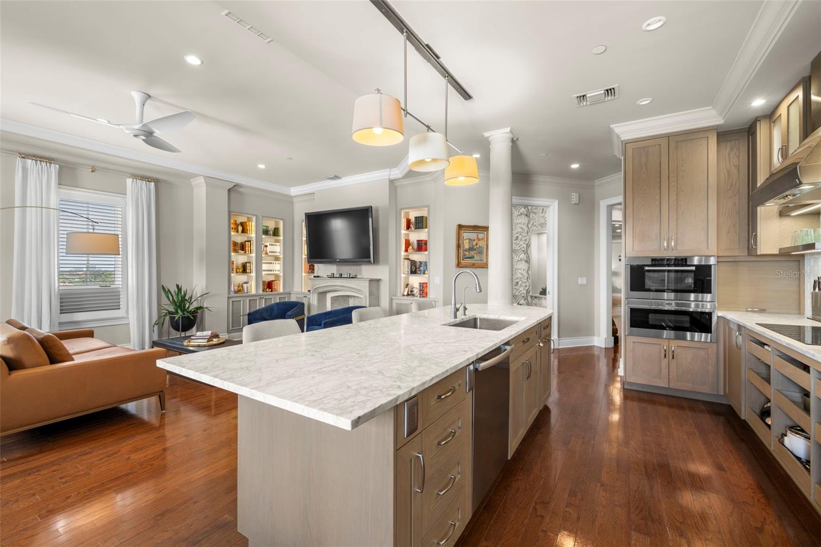 Image 18 of 85 For 610 Rome Avenue 602