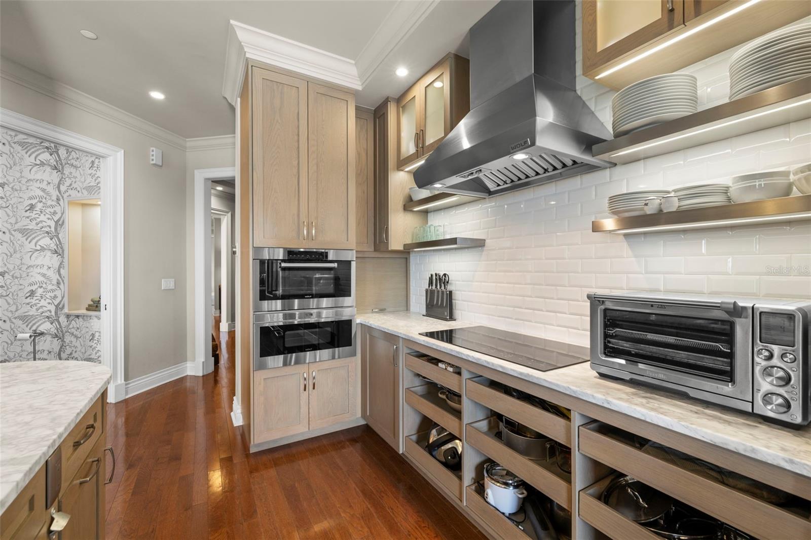 Image 21 of 85 For 610 Rome Avenue 602
