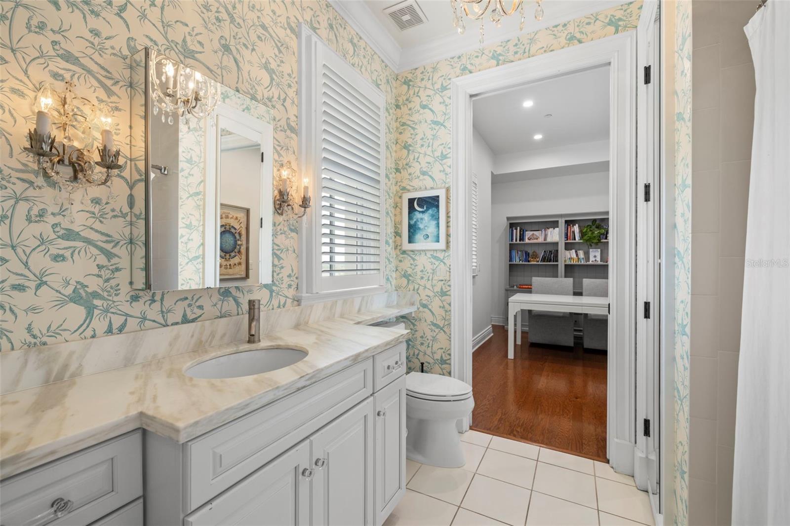 Image 32 of 85 For 610 Rome Avenue 602