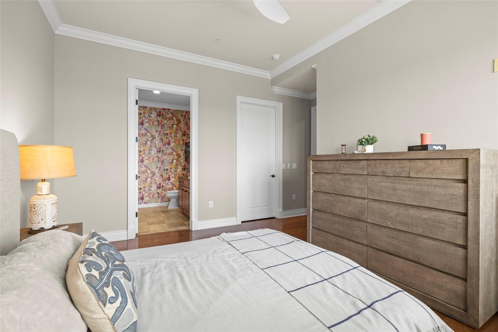 Image 39 of 85 For 610 Rome Avenue 602