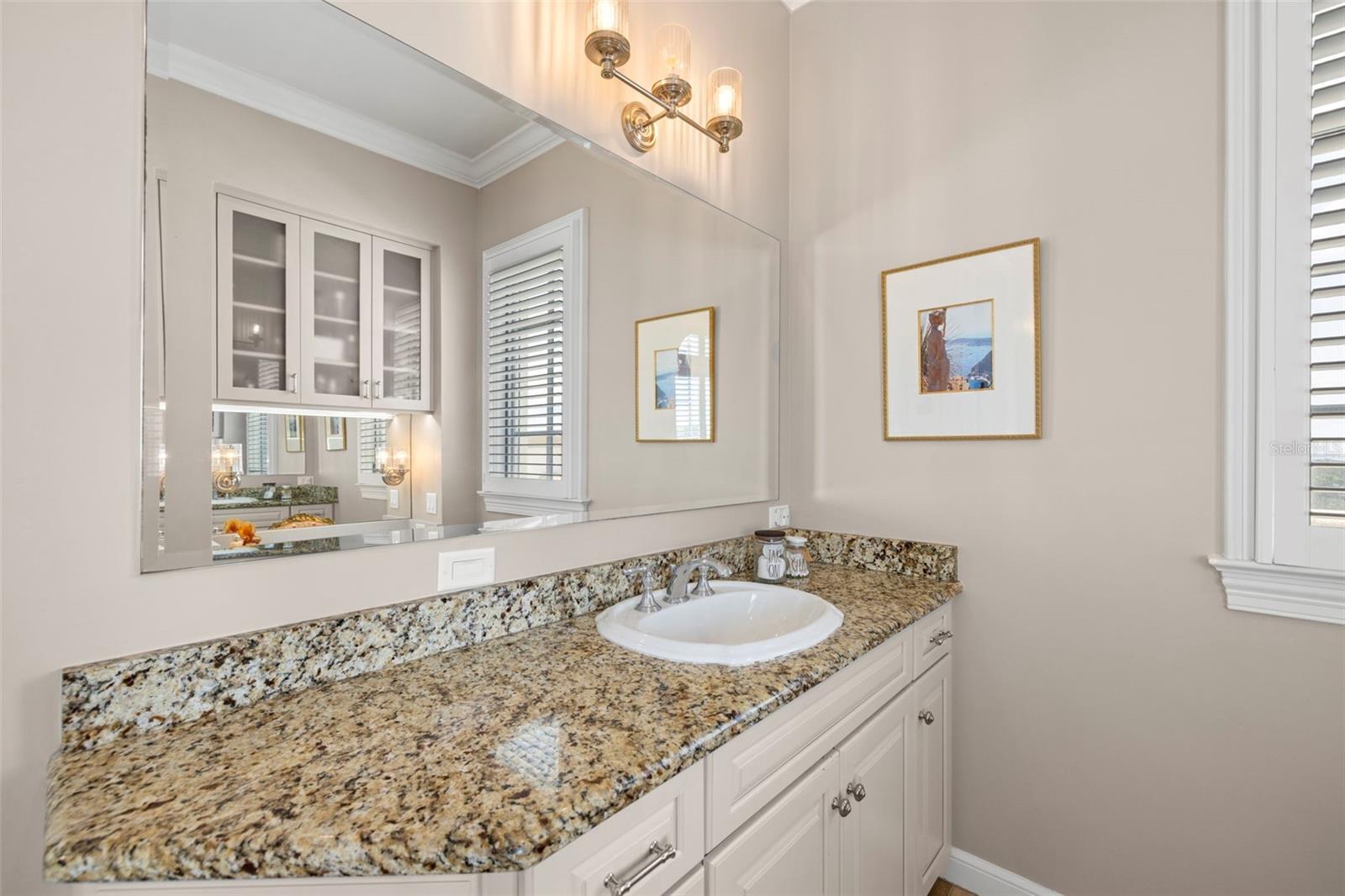 Image 48 of 85 For 610 Rome Avenue 602