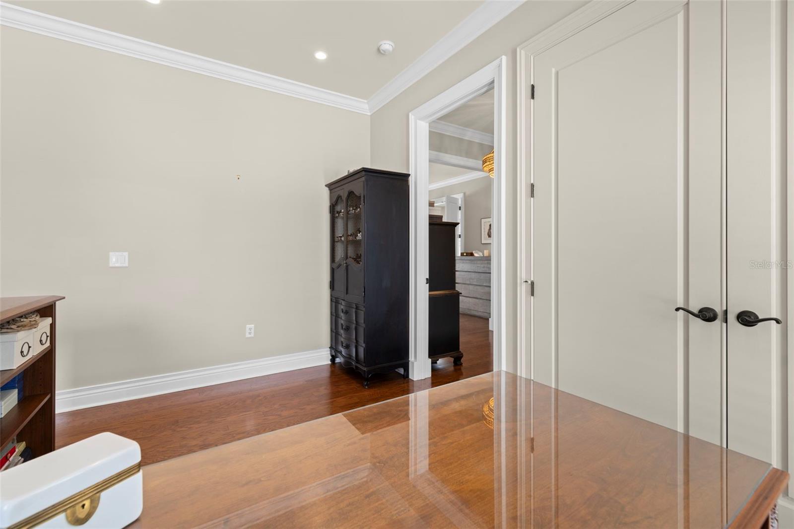 Image 55 of 85 For 610 Rome Avenue 602