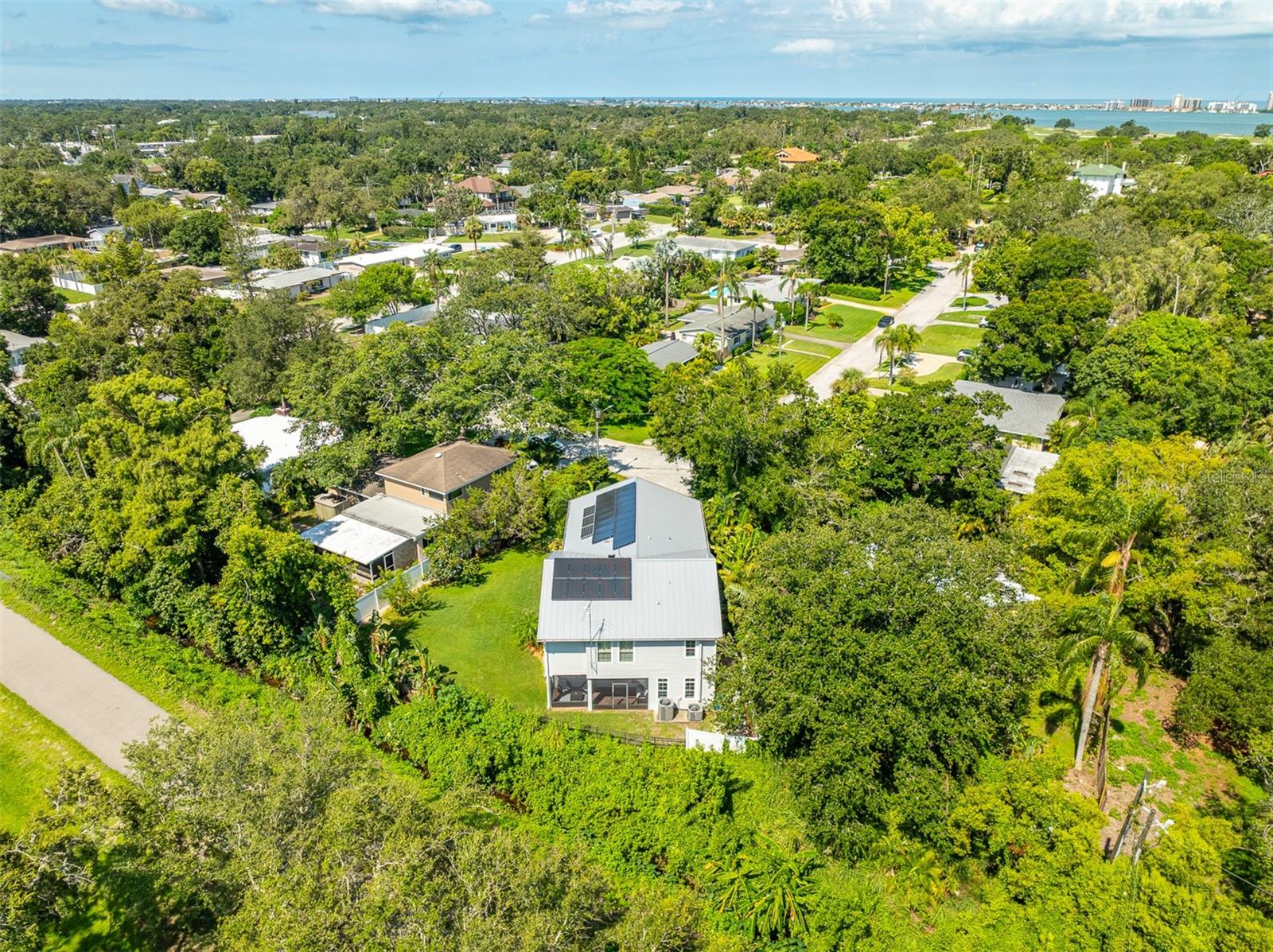 Image 82 of 97 For 321 Barbara Circle