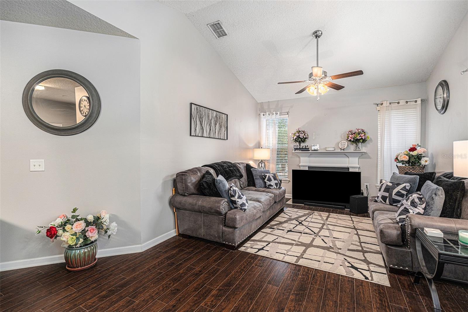 Image 10 of 29 For 10436 Villa View Circle