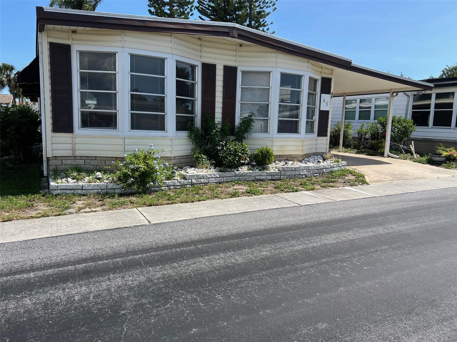 Listing photo id 0 for 45 Royal Palm Circle