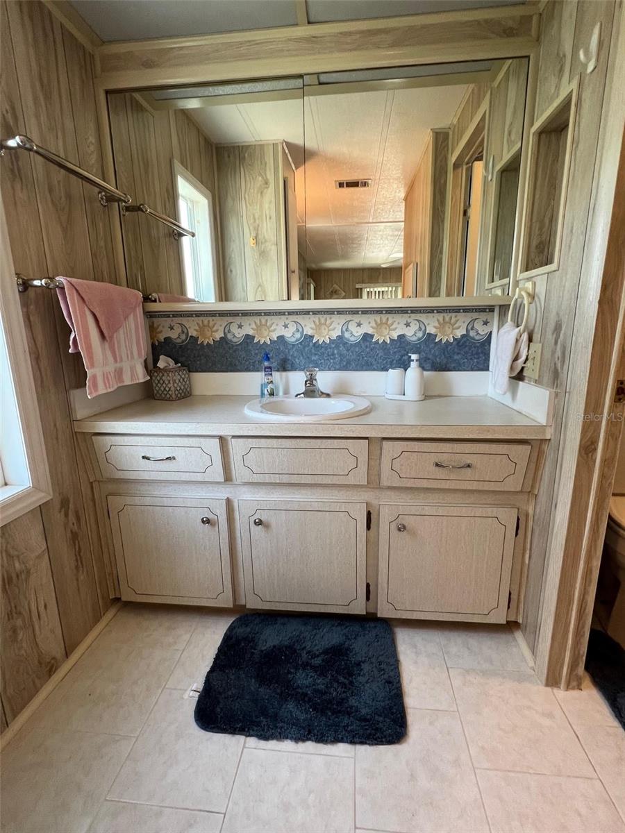 Listing photo id 22 for 45 Royal Palm Circle