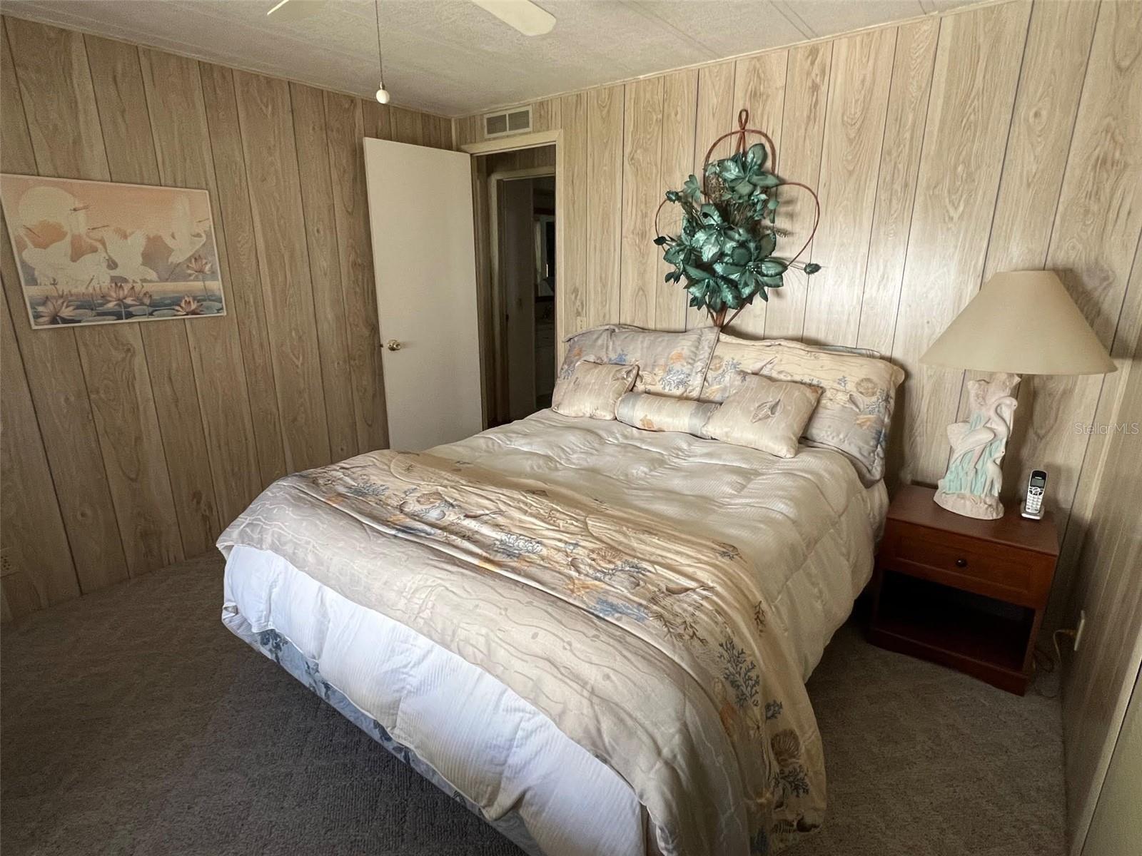 Listing photo id 24 for 45 Royal Palm Circle