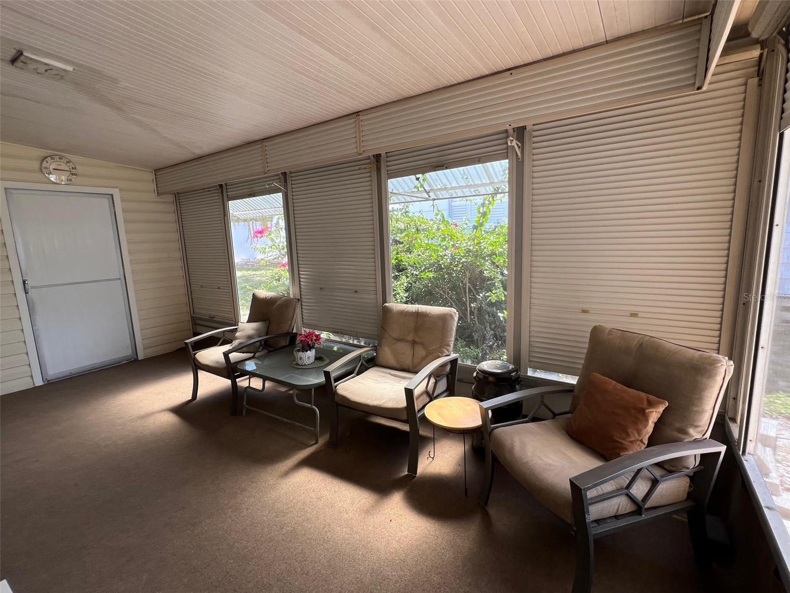 Listing photo id 29 for 45 Royal Palm Circle