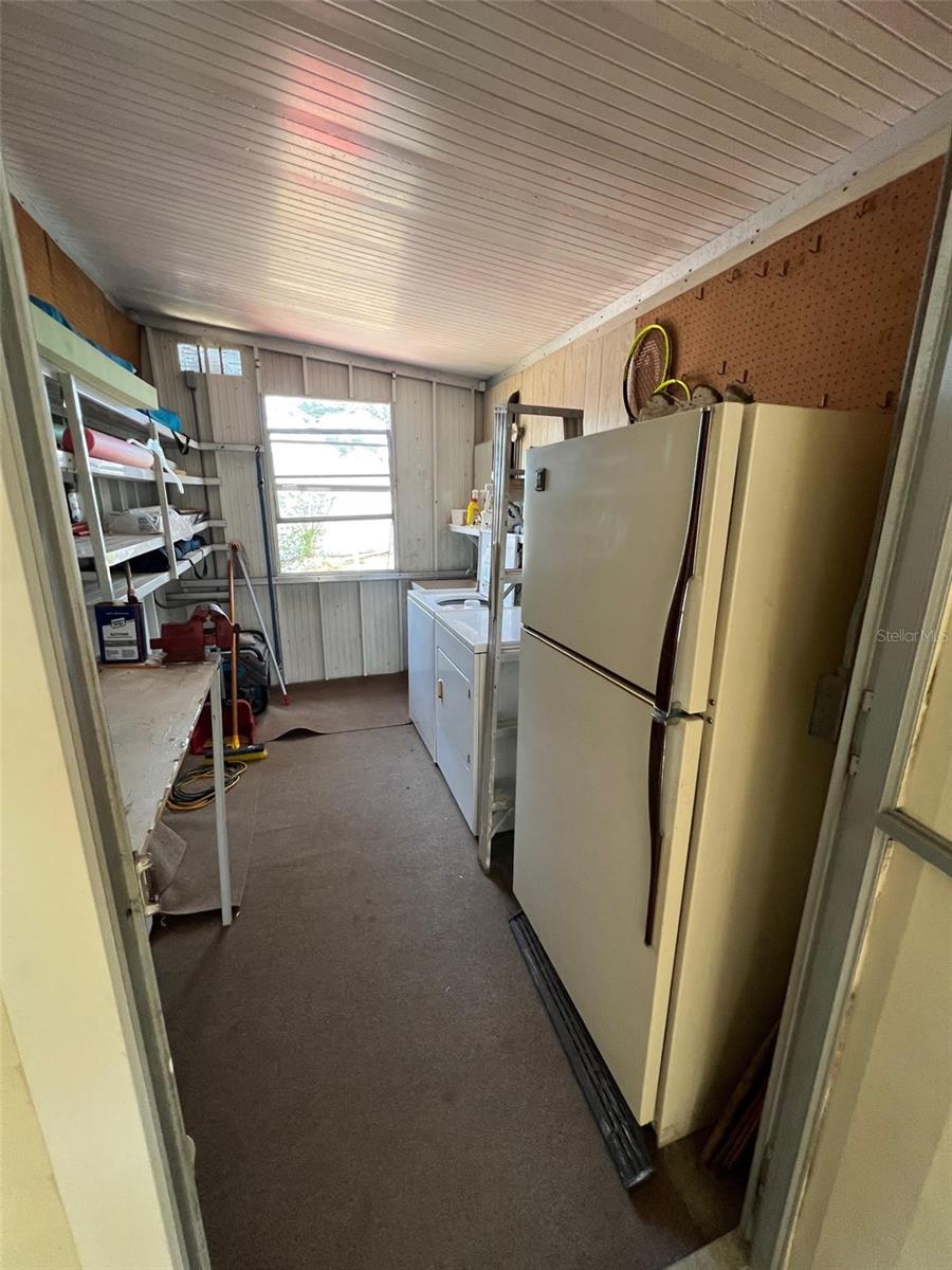 Listing photo id 31 for 45 Royal Palm Circle