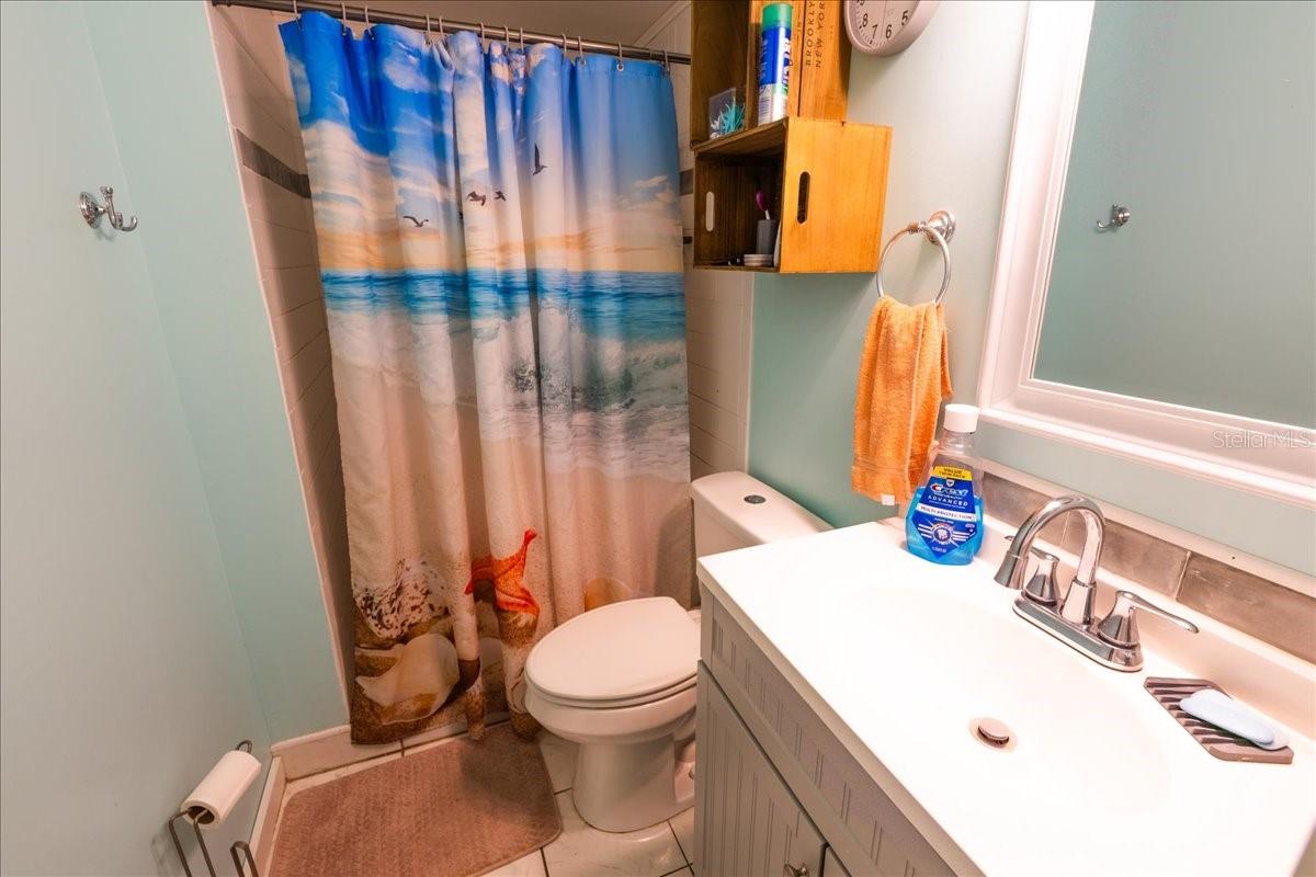 Listing photo id 14 for 35077 Whispering Oaks Blvd