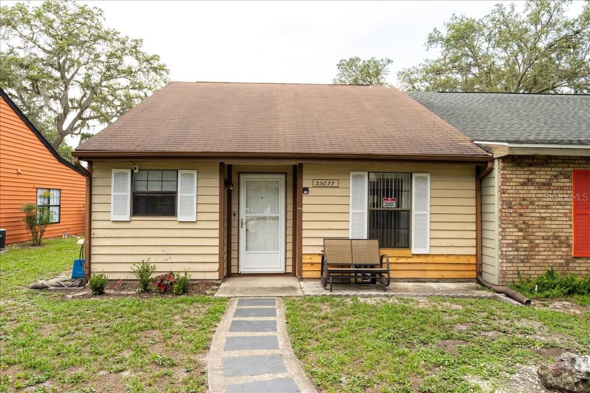 Listing photo id 2 for 35077 Whispering Oaks Blvd