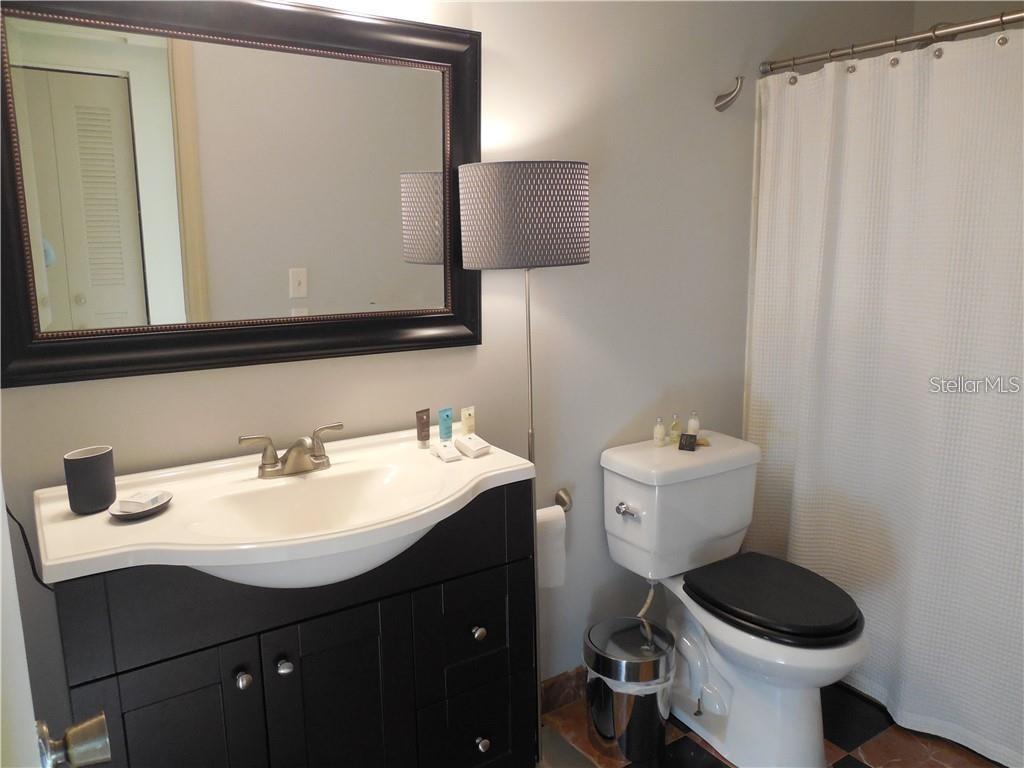Image 13 of 18 For 4107 Chatham Oak Court 326
