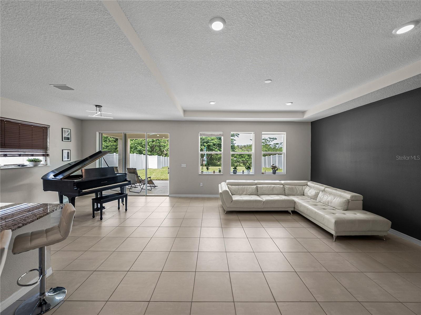 Image 10 of 73 For 13735 Wineberry Drive