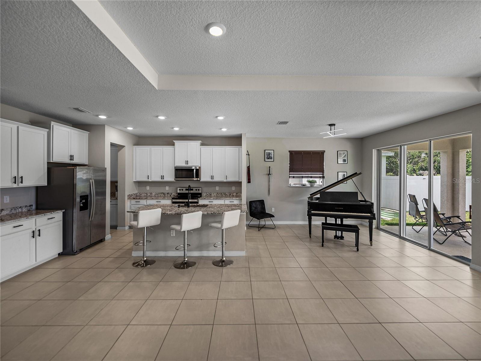 Image 16 of 73 For 13735 Wineberry Drive