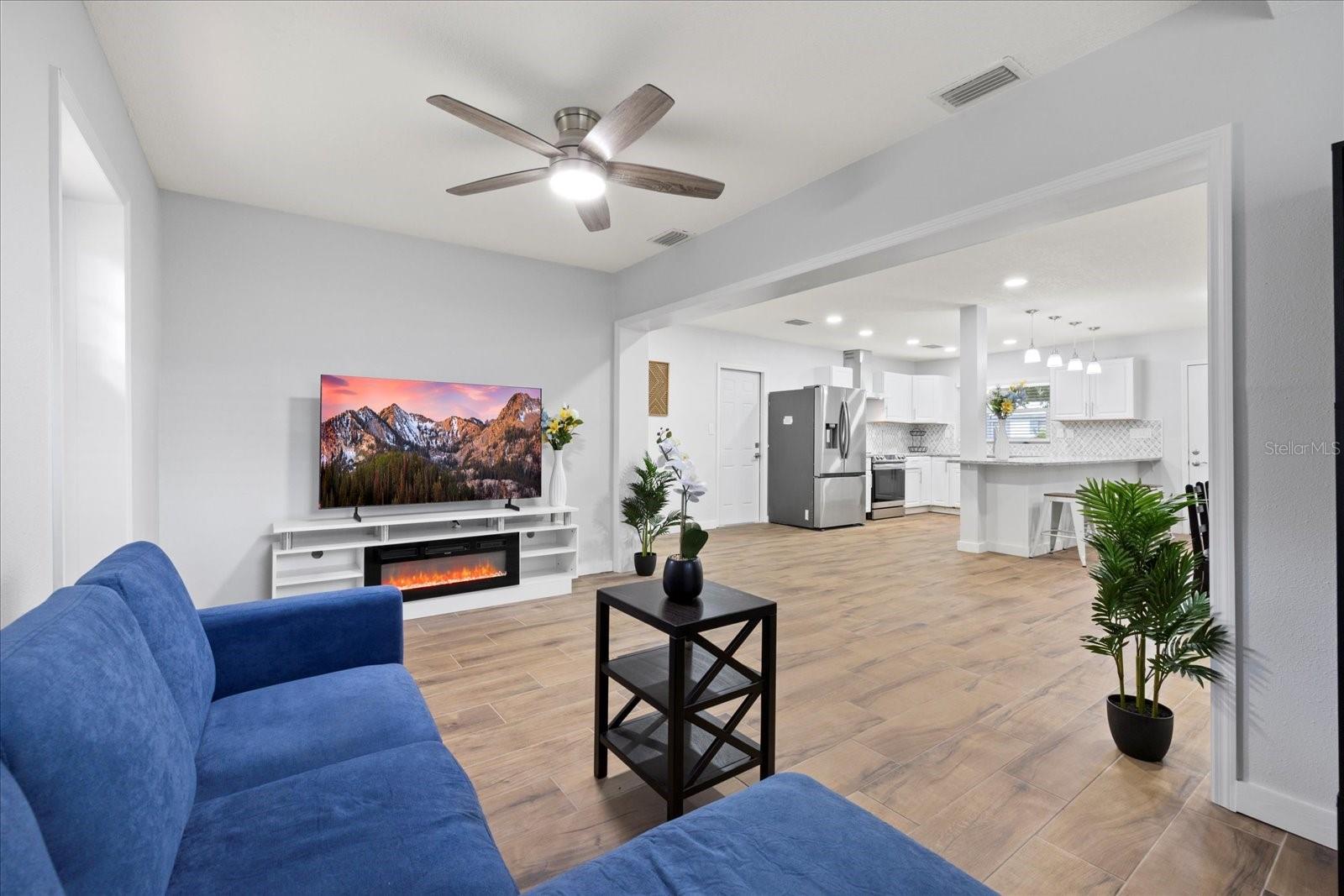 Image 10 of 35 For 2333 Indigo Drive