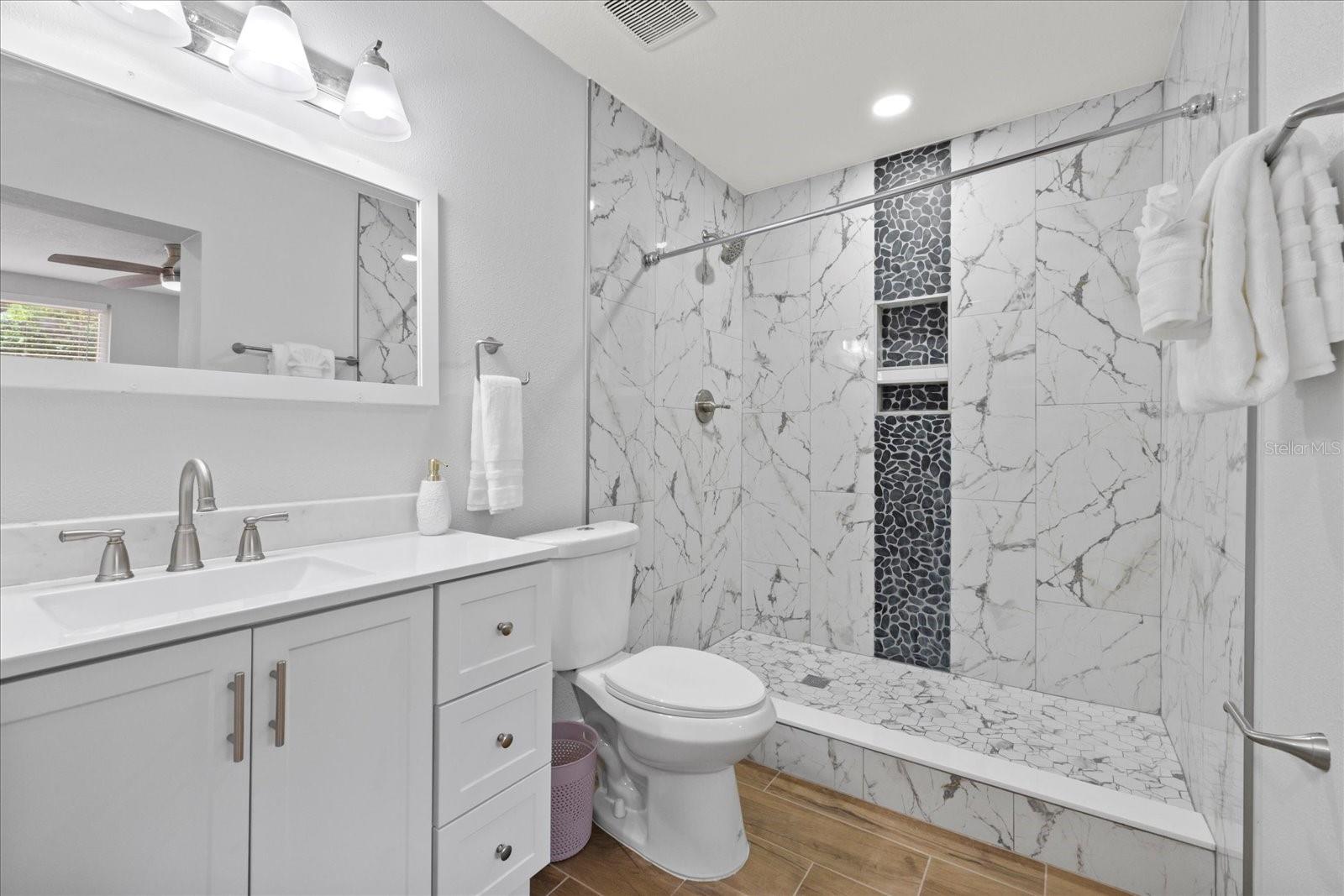 Image 22 of 35 For 2333 Indigo Drive