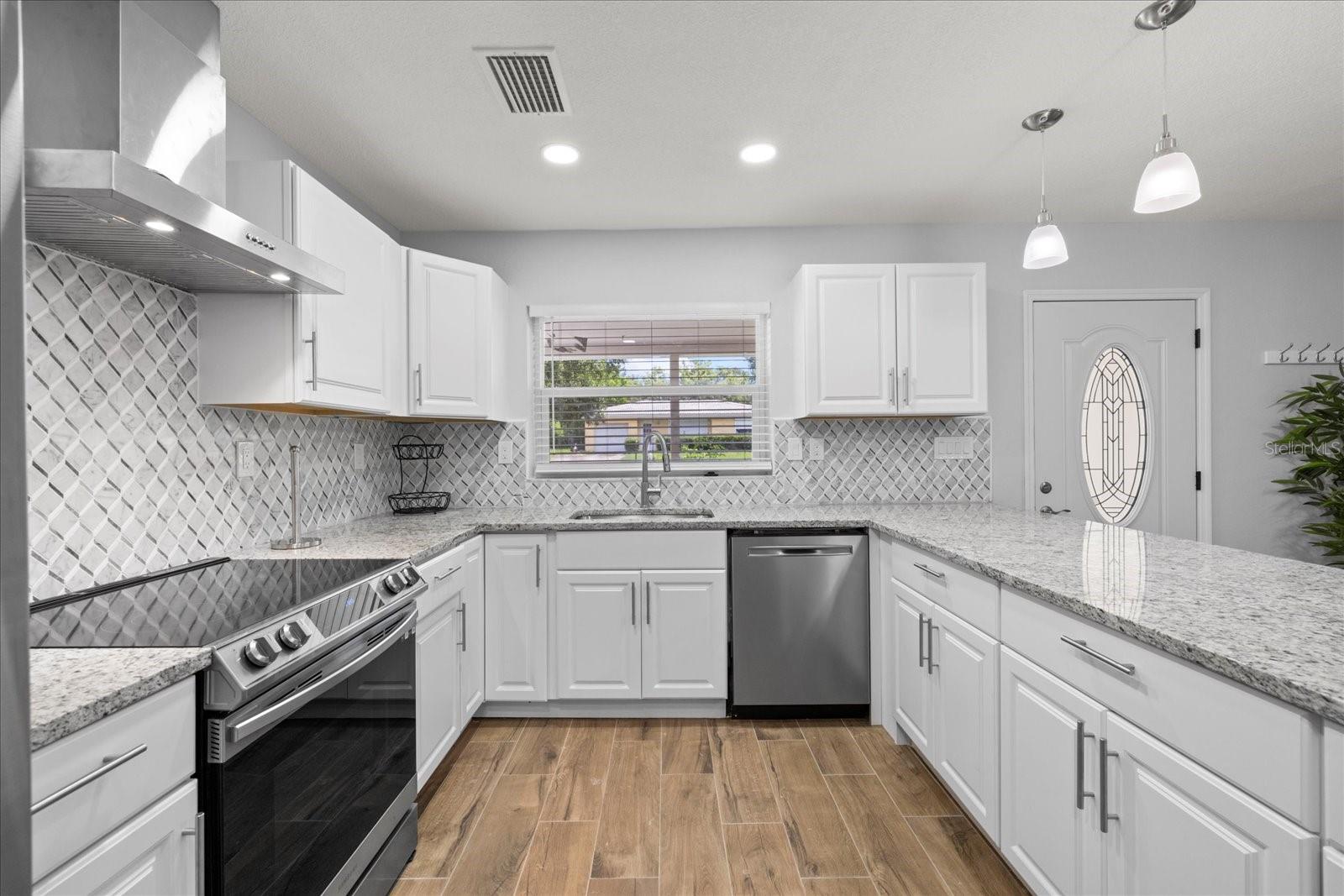 Image 6 of 35 For 2333 Indigo Drive