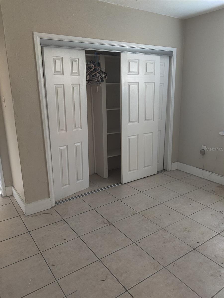 Image 6 of 16 For 912 Lakeview Road