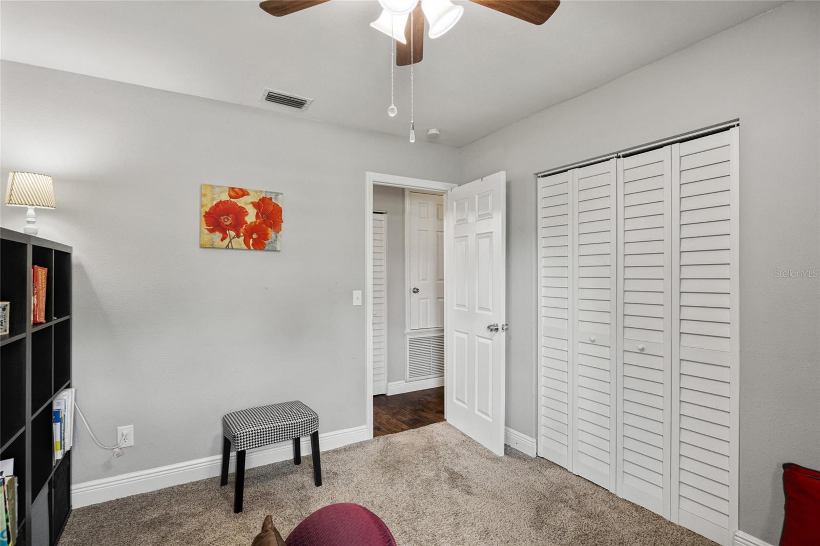 Image 18 of 30 For 602 Hillpoint Way